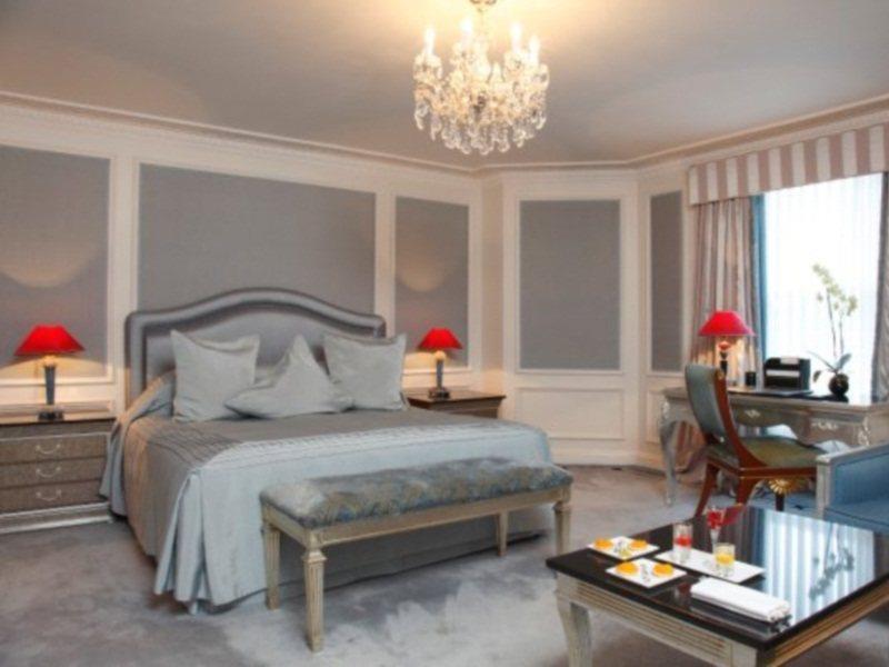 Bentley London Hotel Buitenkant foto